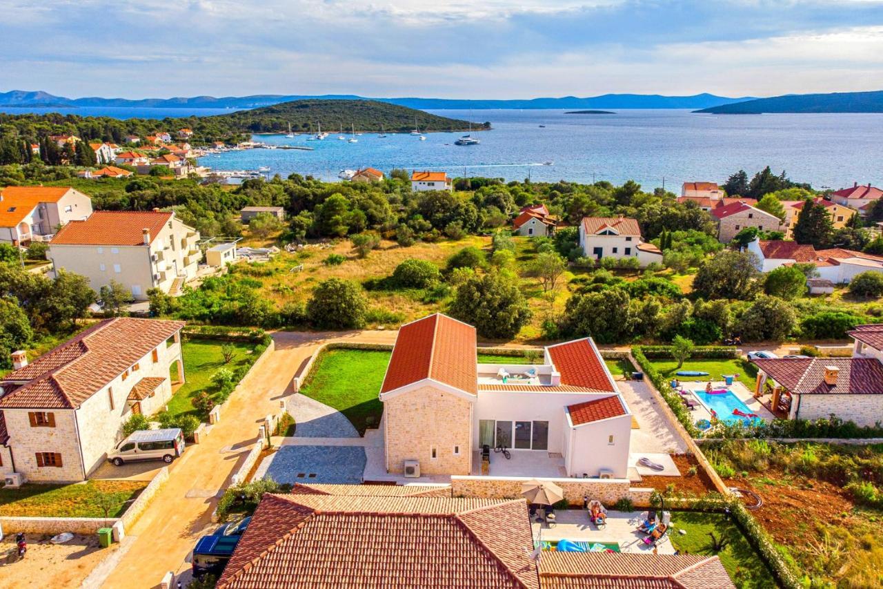 Villa Vela Muline - 8 Plus 2 Guests - Heated Pool Ugljan Ngoại thất bức ảnh