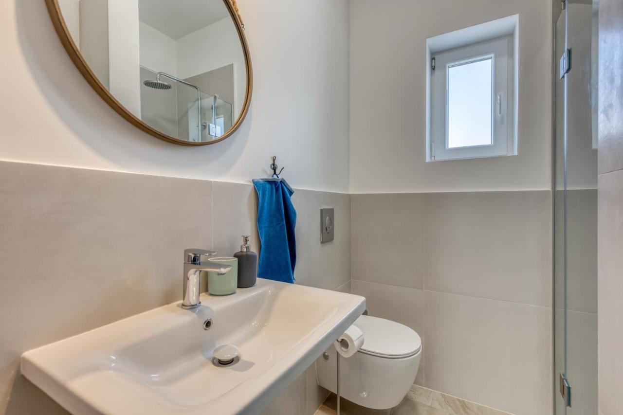 Villa Vela Muline - 8 Plus 2 Guests - Heated Pool Ugljan Ngoại thất bức ảnh